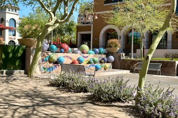 Photo of Colorful outdoor art in Scottsdale